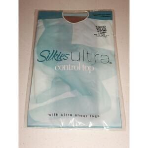 Silkies Ultra Control Top Pantyhose Medium Honey Beige New -071943